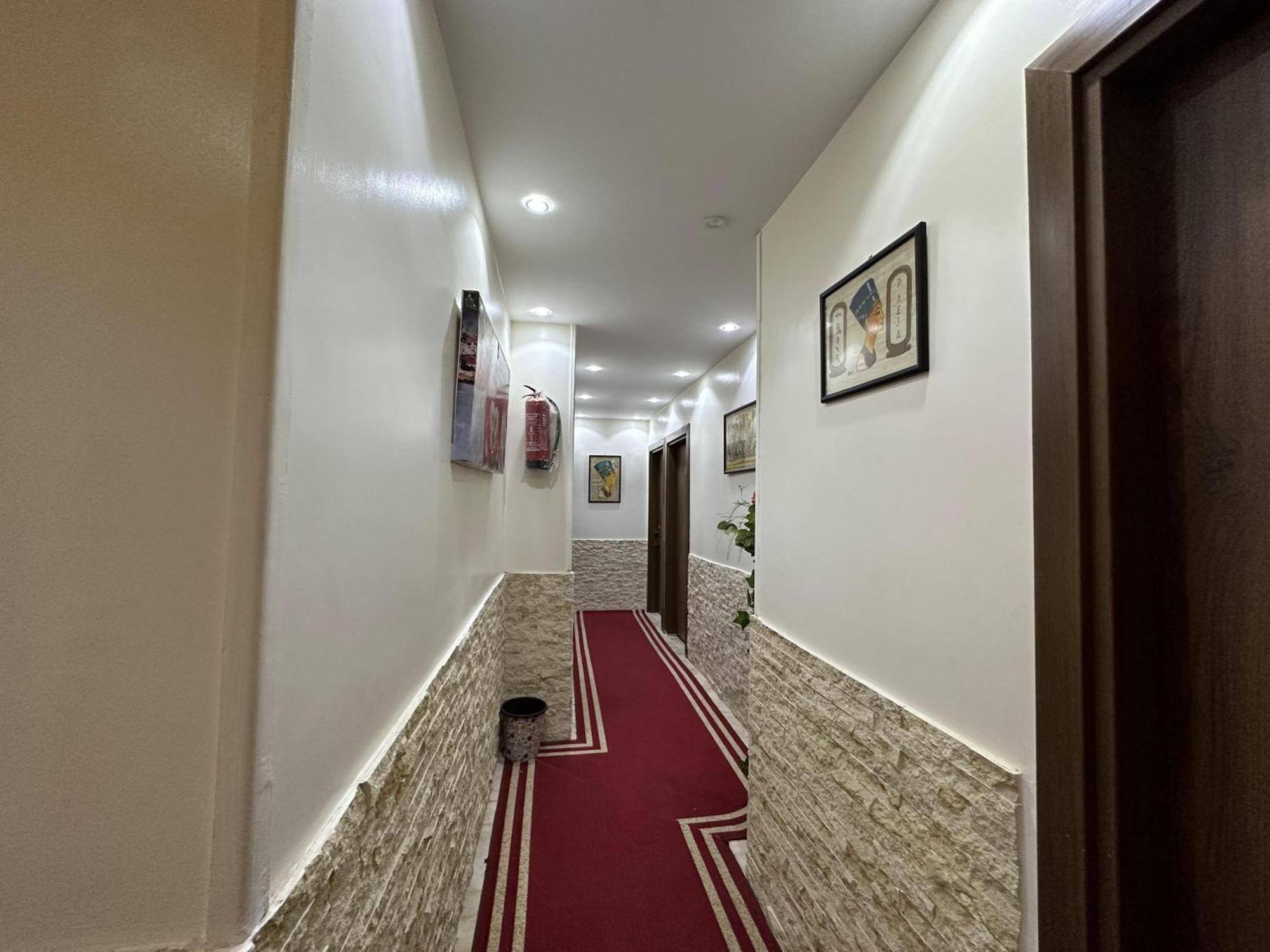 Ghatati Pyramids Gardens Hotel מראה חיצוני תמונה