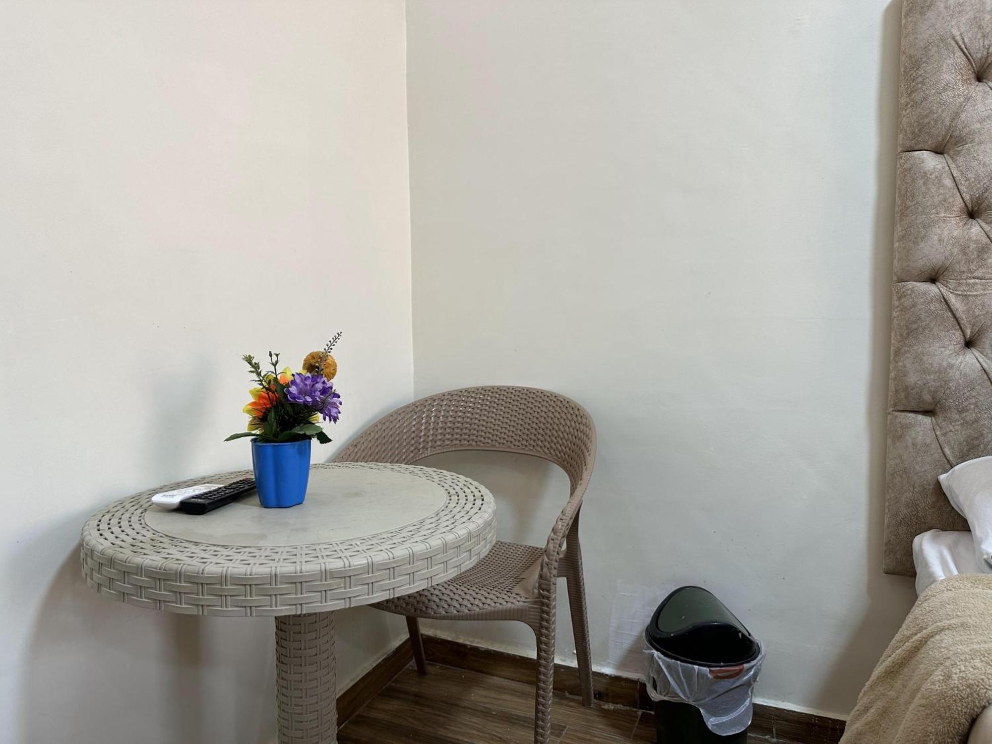 Ghatati Pyramids Gardens Hotel מראה חיצוני תמונה