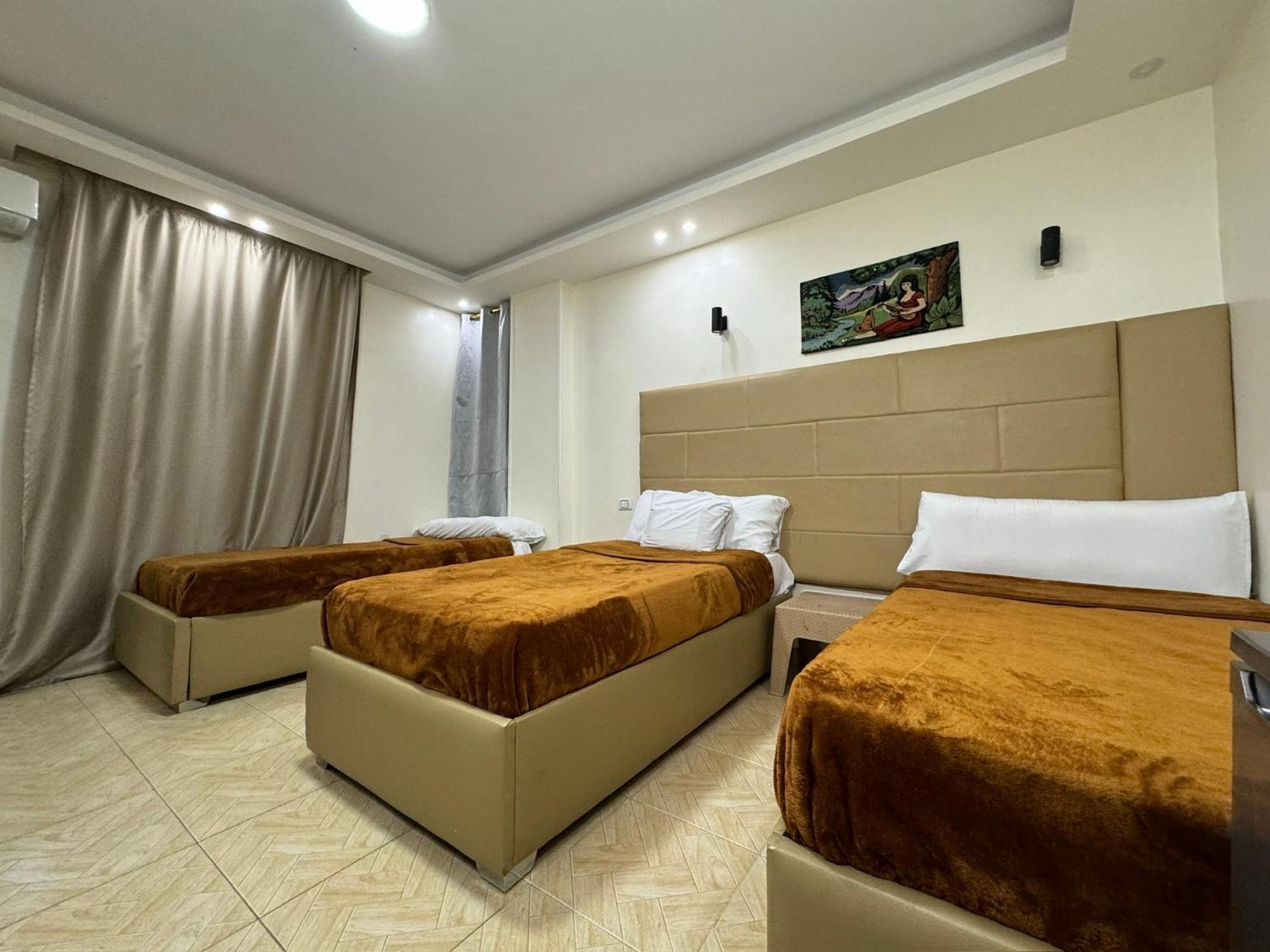 Ghatati Pyramids Gardens Hotel מראה חיצוני תמונה