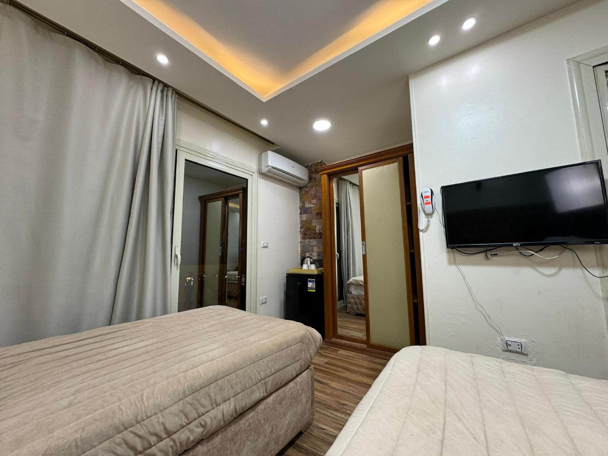 Ghatati Pyramids Gardens Hotel מראה חיצוני תמונה