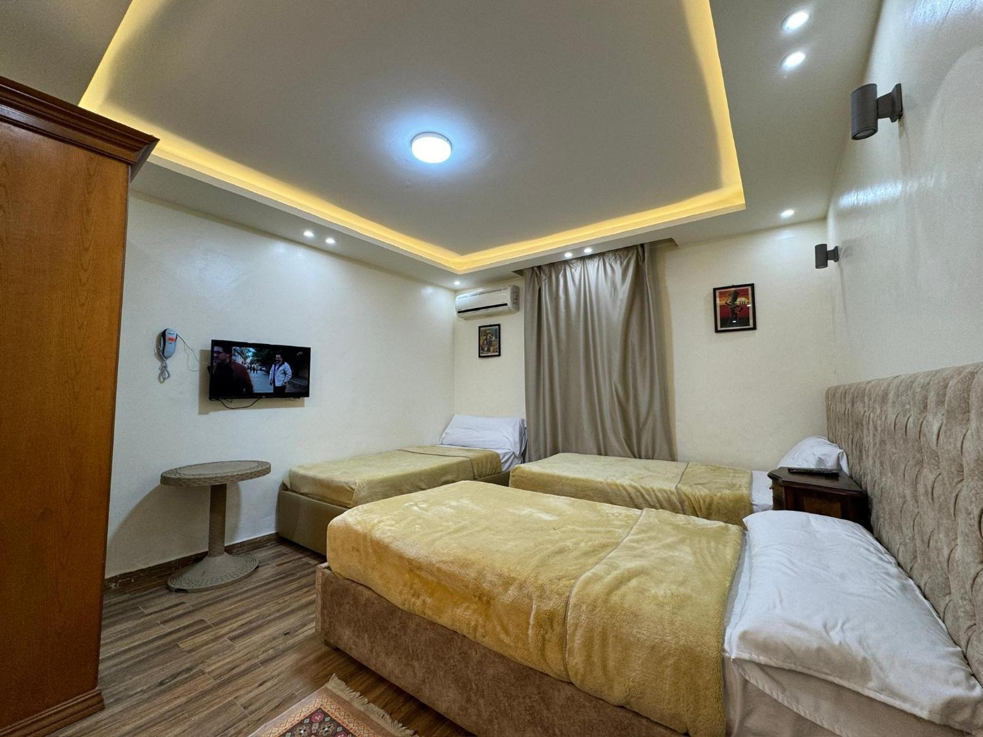 Ghatati Pyramids Gardens Hotel מראה חיצוני תמונה