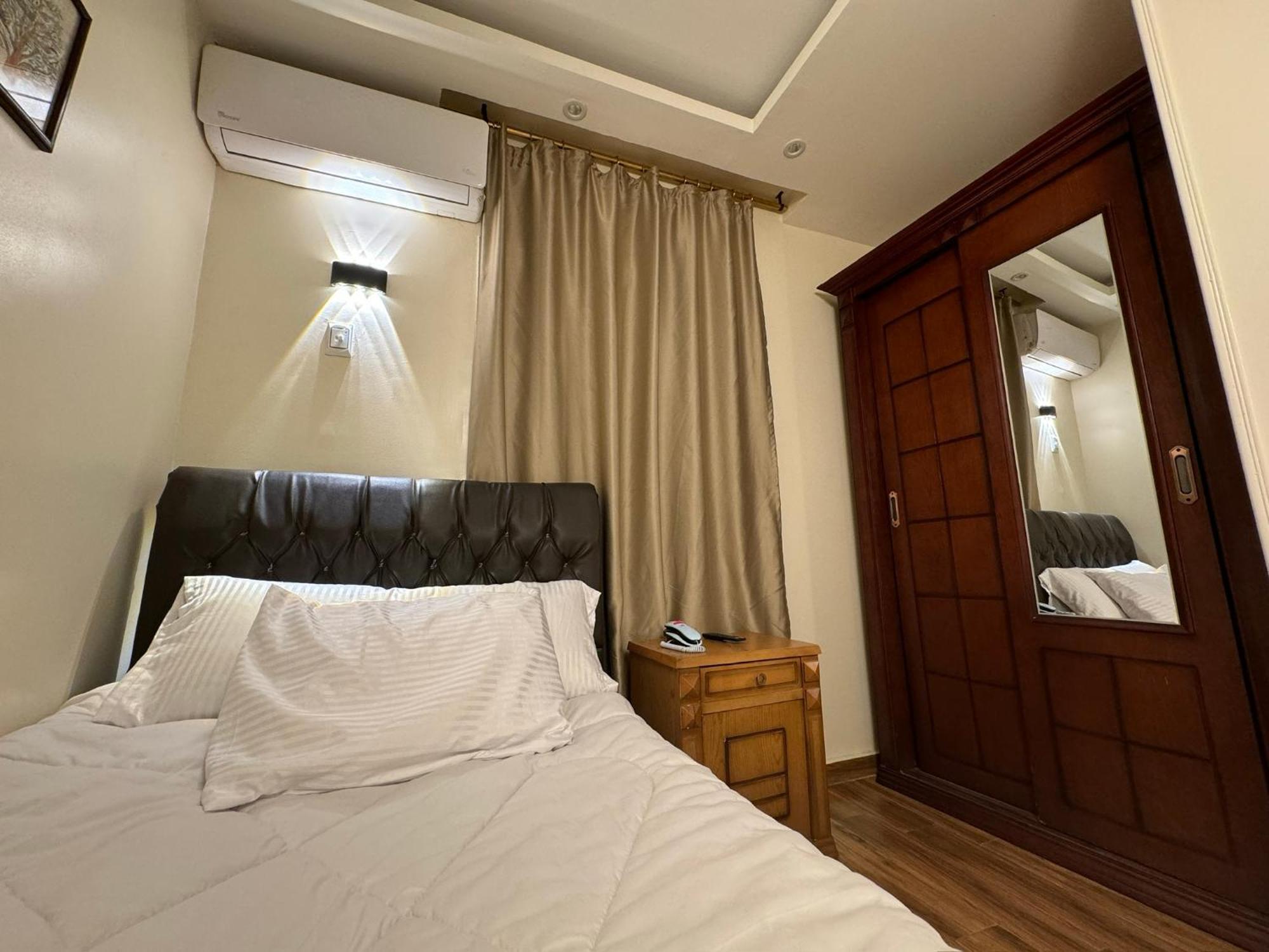 Ghatati Pyramids Gardens Hotel מראה חיצוני תמונה