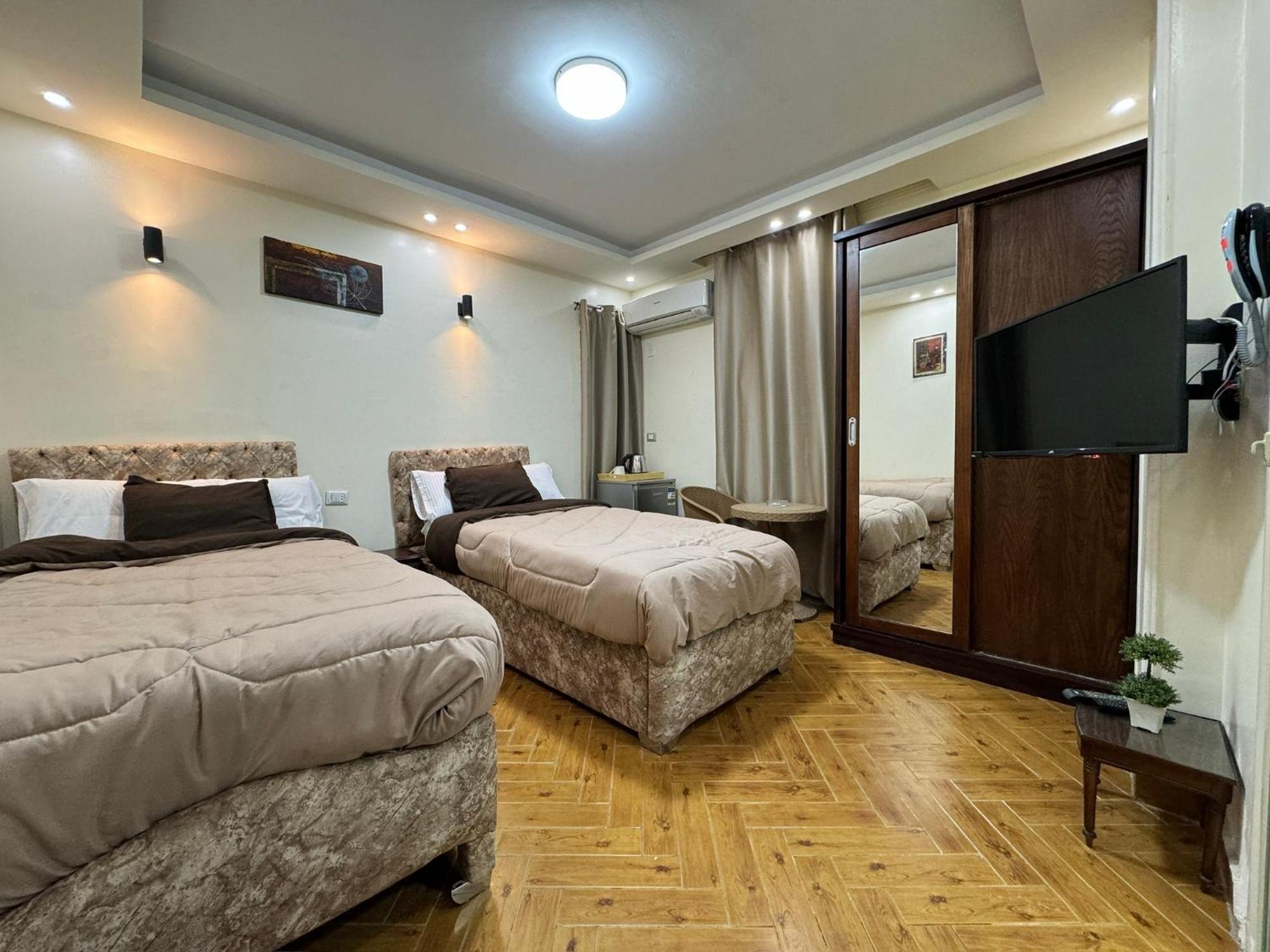 Ghatati Pyramids Gardens Hotel מראה חיצוני תמונה