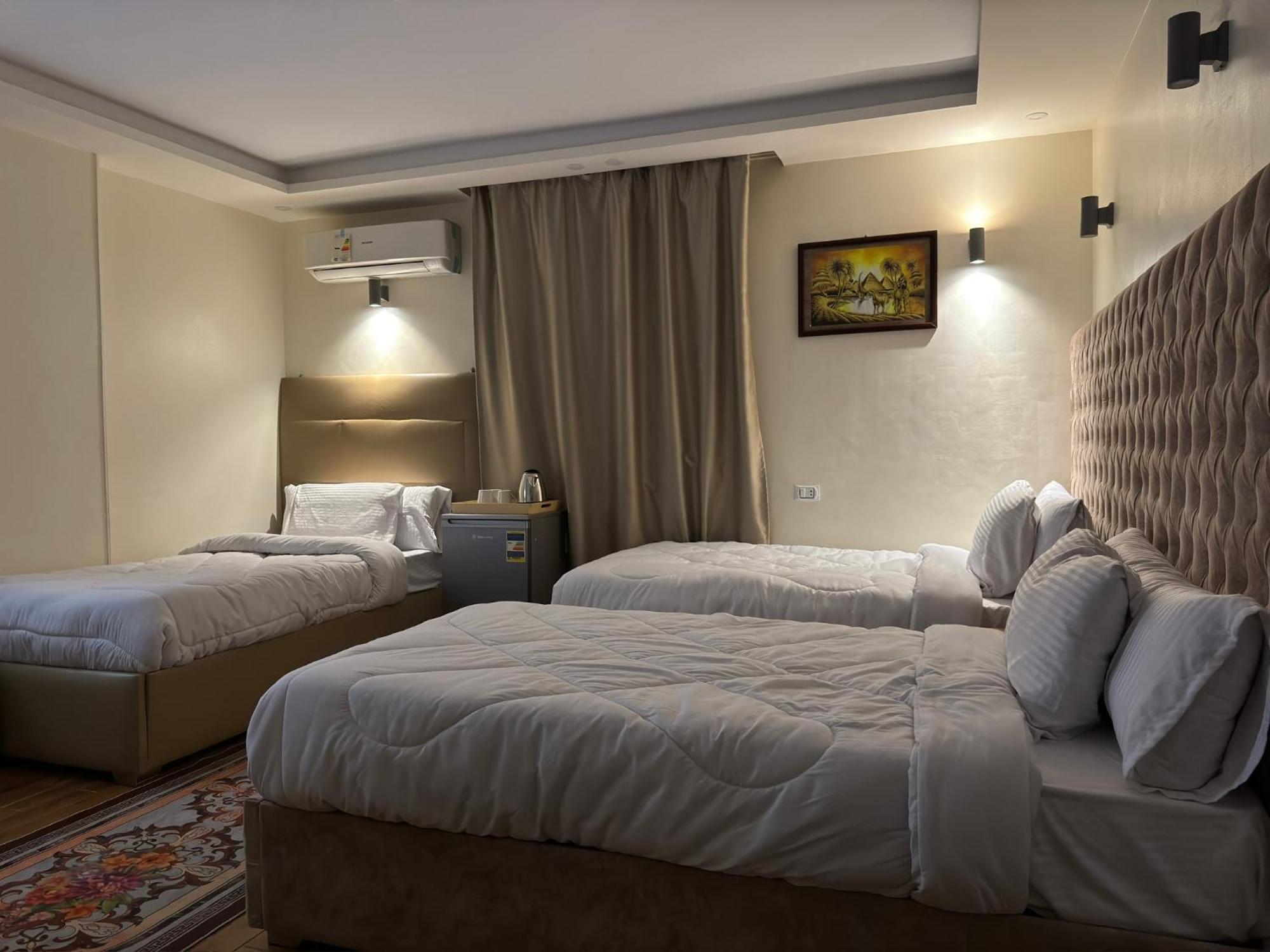 Ghatati Pyramids Gardens Hotel מראה חיצוני תמונה